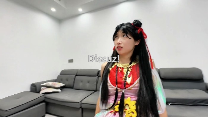 215320ydv2o8vdd3g5ut82.jpg