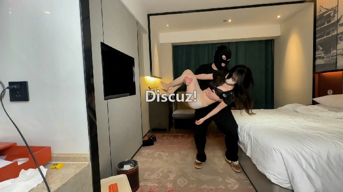 143641ftopqn2dnv8n2mtw.jpg